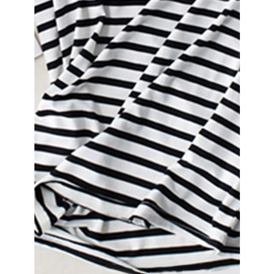 Striped Round Neck Short Sleeve T-Shirt with Bra Apparel and Accessories