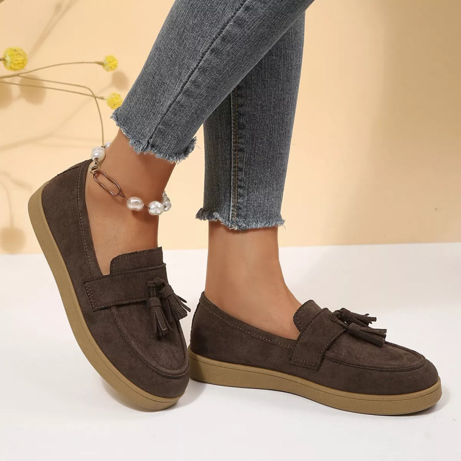 Tassel Suede Loafers with Comfortable Flat Sole Brown / 36