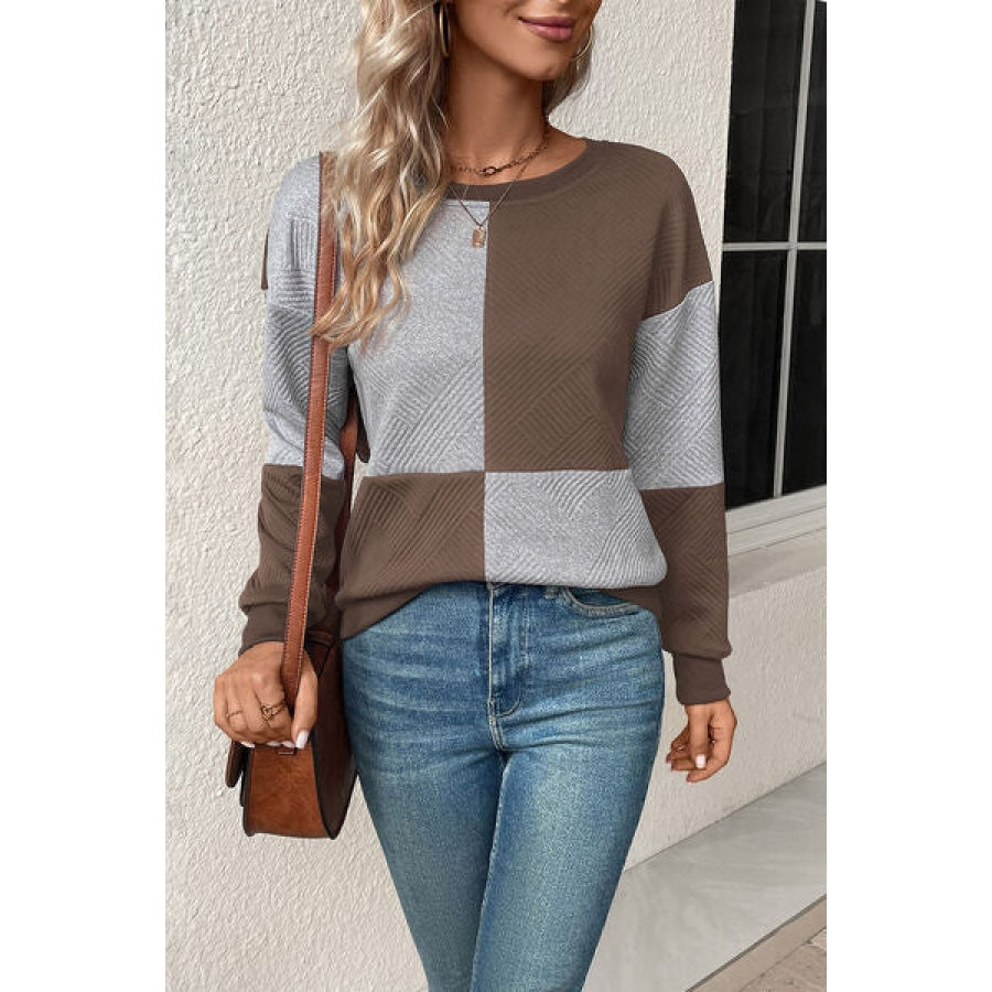 Textured Color Block Round Neck Sweatshirt Clothing