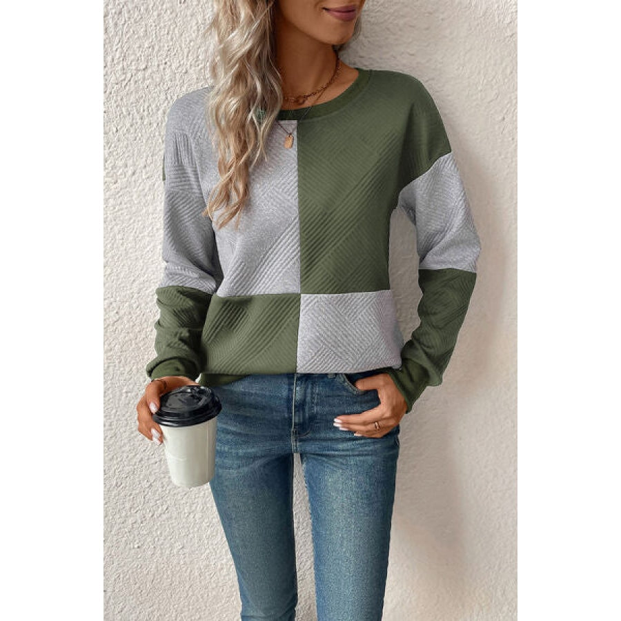 Textured Color Block Round Neck Sweatshirt Clothing