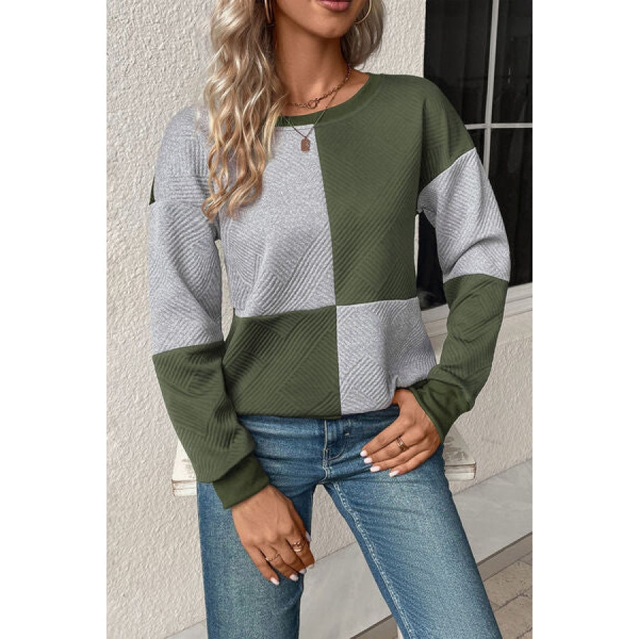 Textured Color Block Round Neck Sweatshirt Clothing