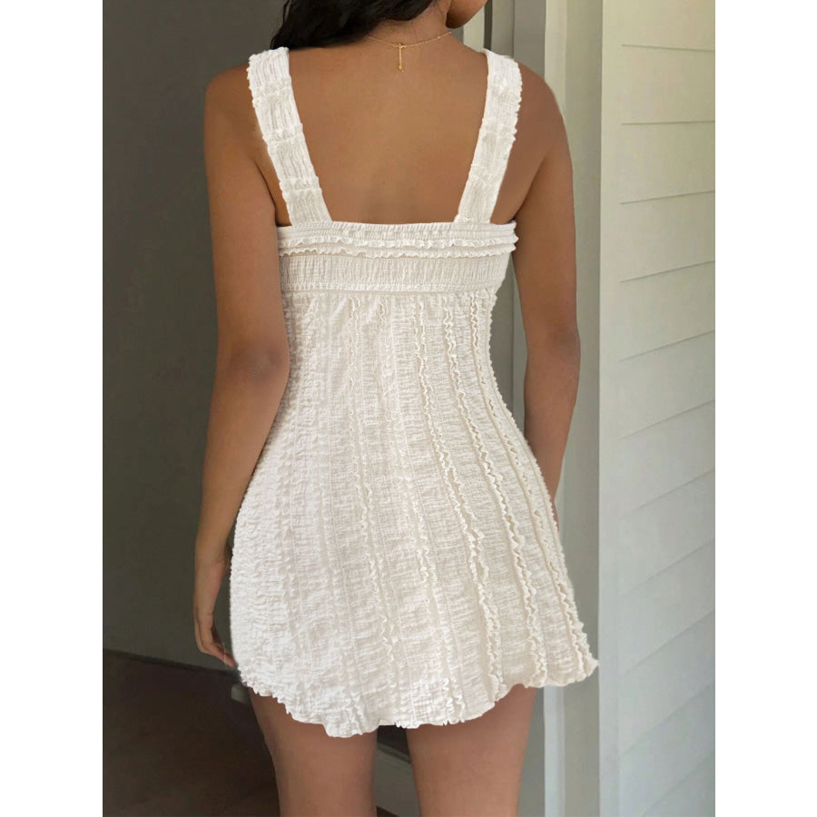 Textured Sweetheart Neck Mini Dress Apparel and Accessories
