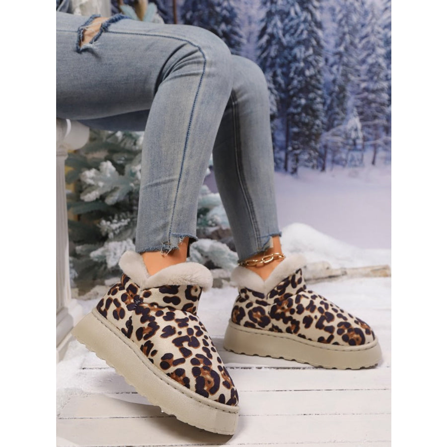 Thermal Leopard Round Toe Platform Boots Apparel and Accessories