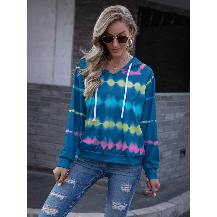 Tie Dye Raglan Sleeve Hoodie Sky Blue / S