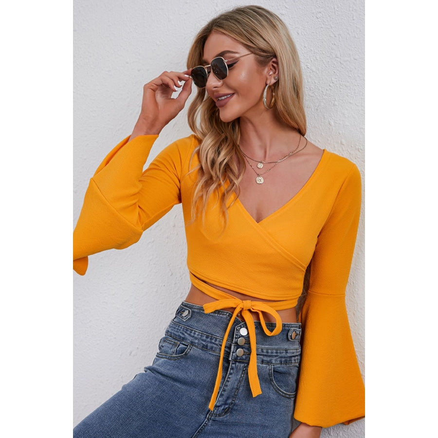 Tie Front Flare Sleeve Cropped Top