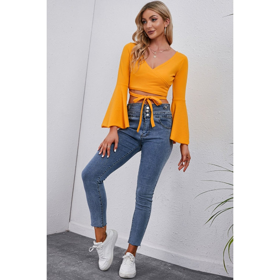 Tie Front Flare Sleeve Cropped Top