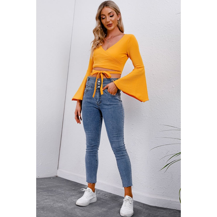 Tie Front Flare Sleeve Cropped Top