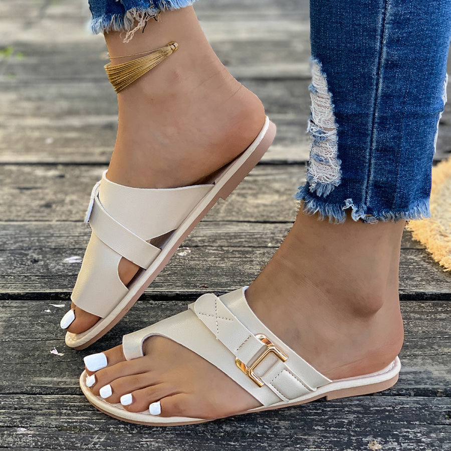 Toe Loop Buckle Decor Sandals Apparel and Accessories