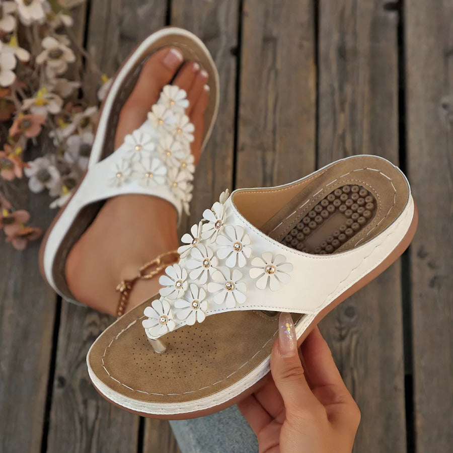Toe Post Flats Sandals Apparel and Accessories