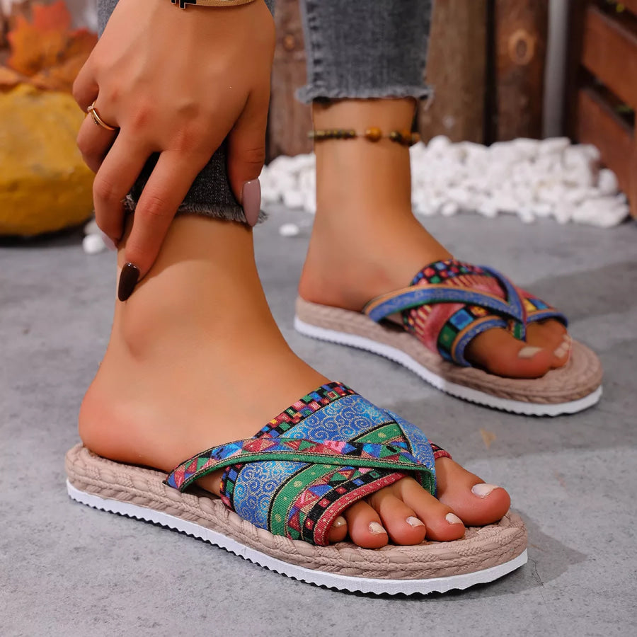 Toe Post Flats Sandals Stripes / 36 Apparel and Accessories