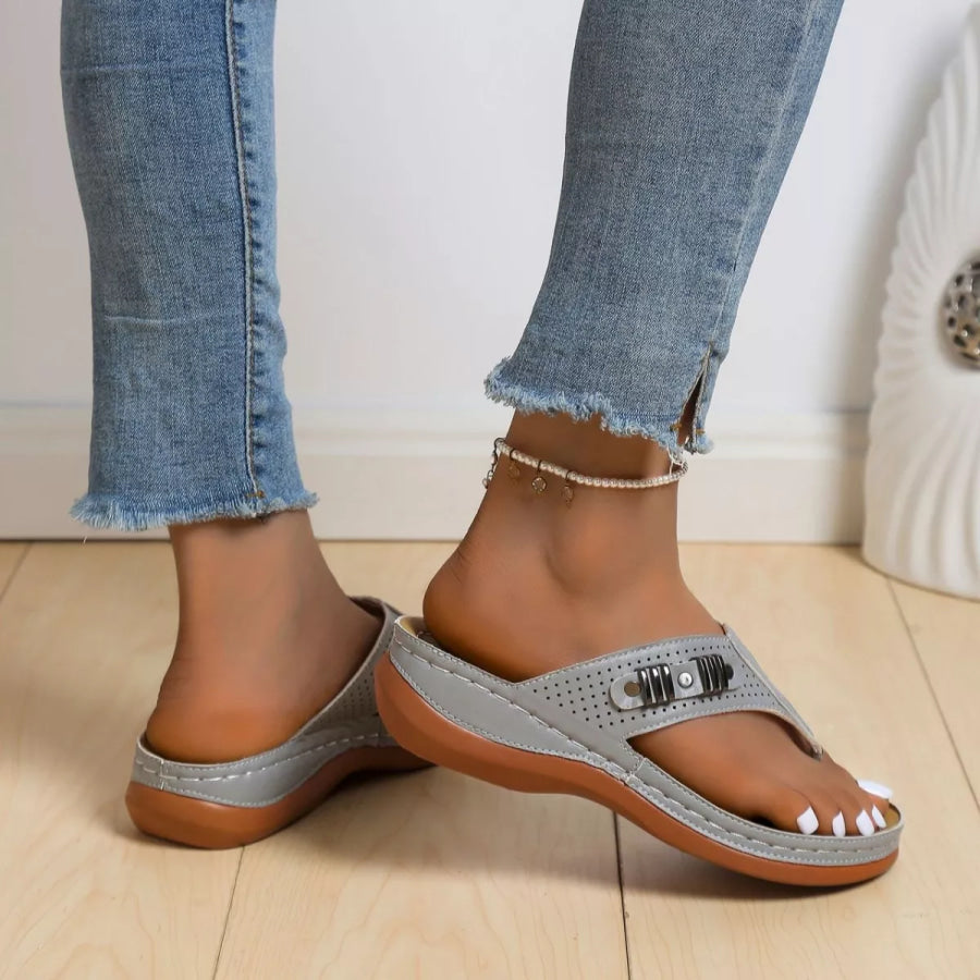 Toe Post Wedge Sandals Apparel and Accessories