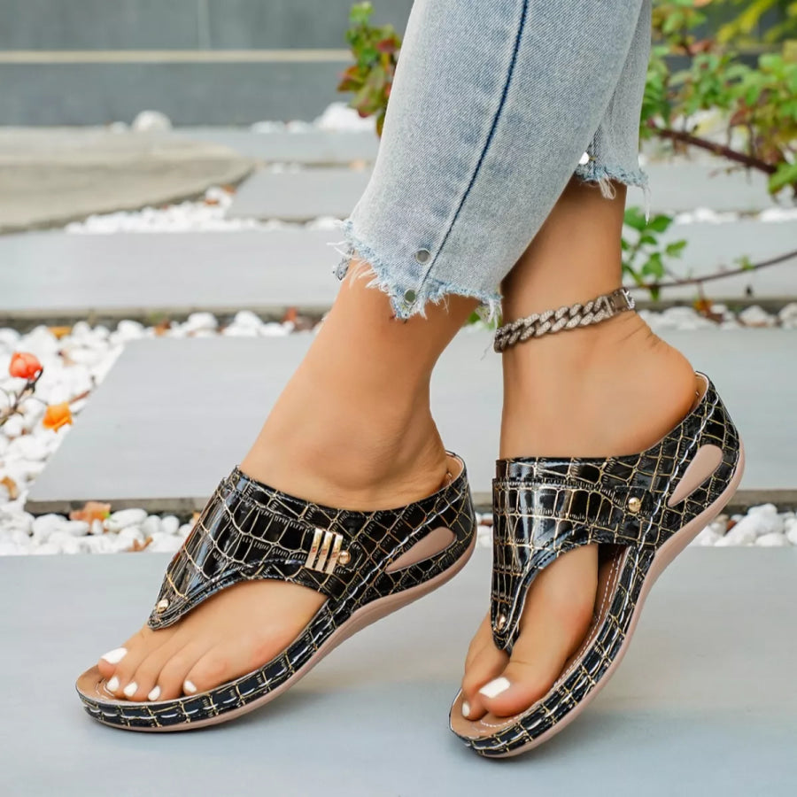 Toe Post Wedge Sandals Apparel and Accessories