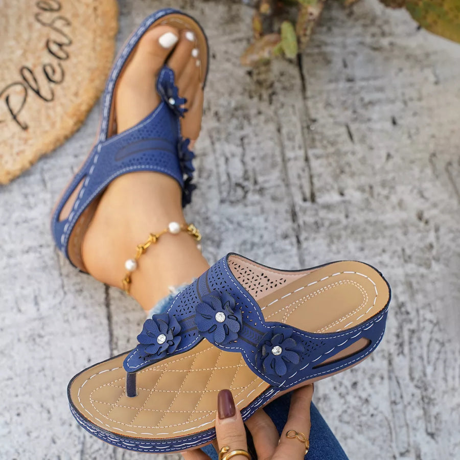 Toe Post Wedge Sandals Apparel and Accessories