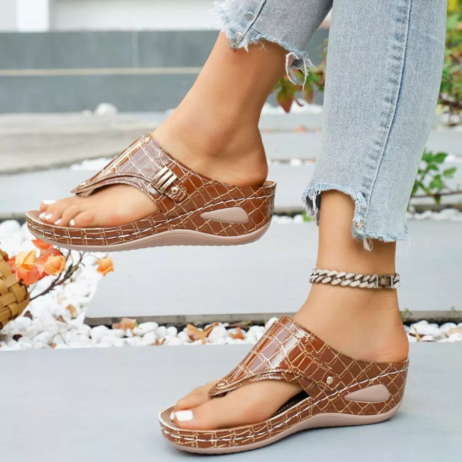 Toe Post Wedge Sandals Apparel and Accessories