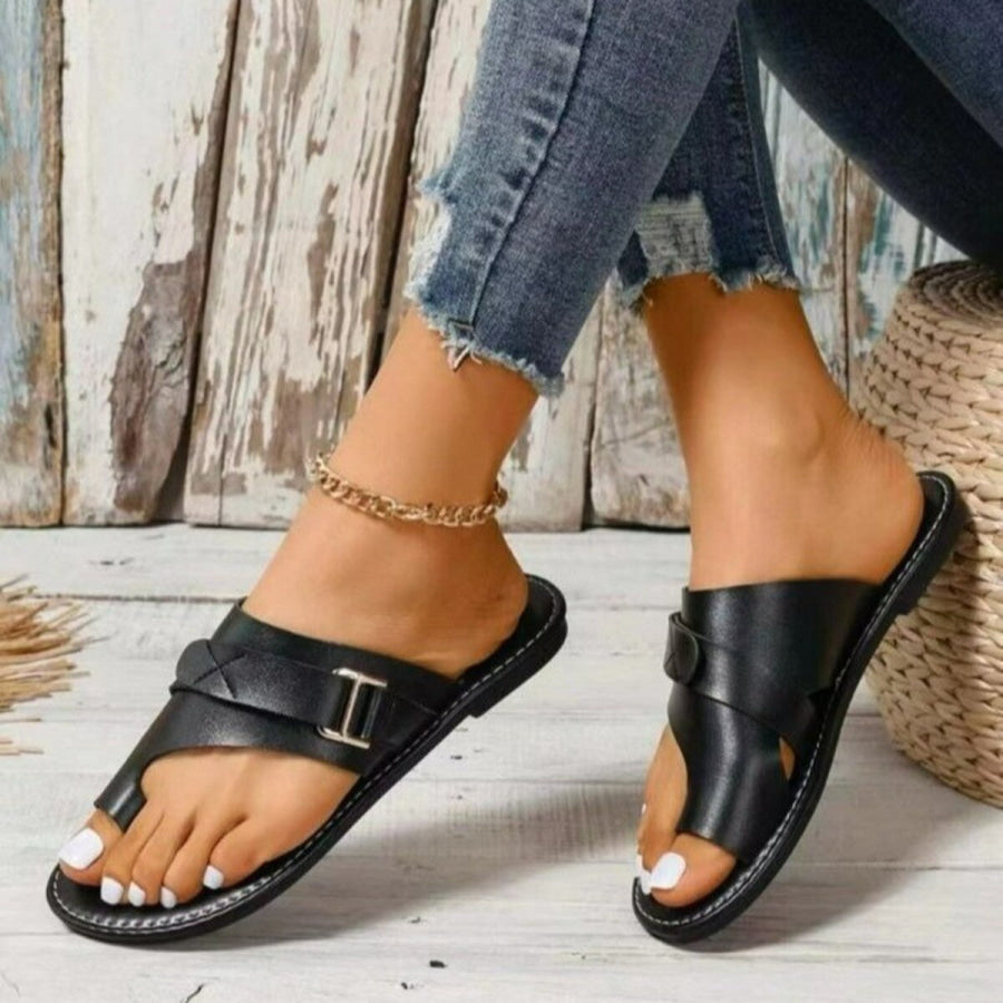 Toe Ring Buckle Sandals Black / 36 Apparel and Accessories