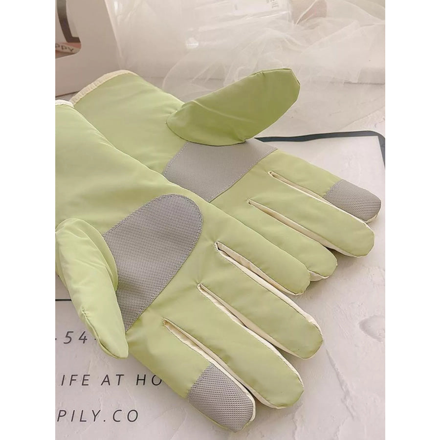 Touchscreen Winter Gloves Light Green / ONESIZE Apparel and Accessories