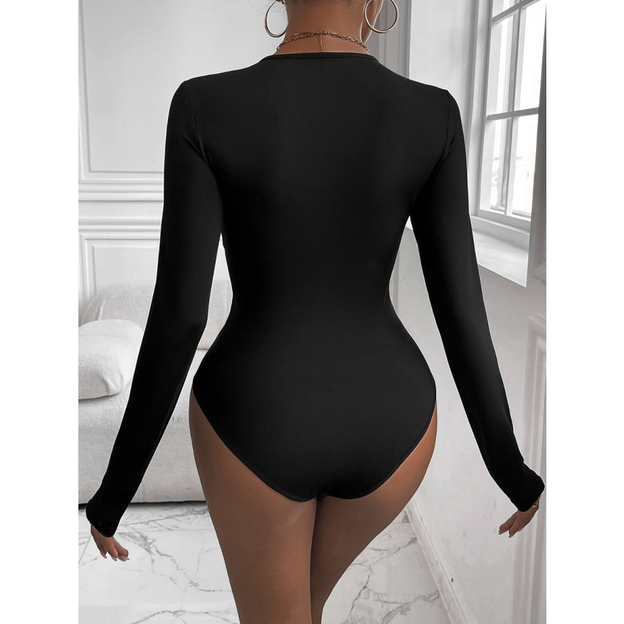 Twisted Round Neck Long Sleeve Bodysuit Black / S Apparel and Accessories