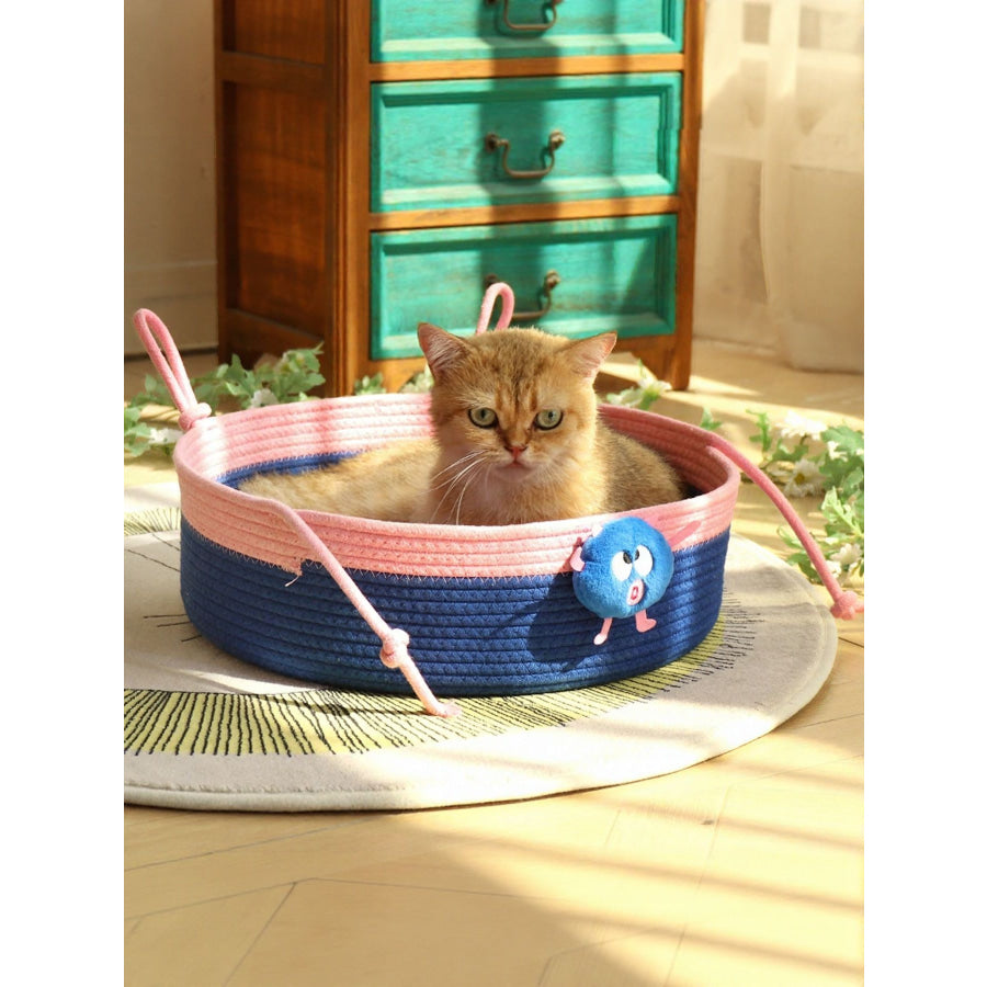 Two-Tone Woven Pet Nest Apparel and Accessories