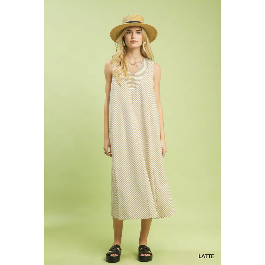 Umgee Chevron Stripe Sleeveless Midi Dress Apparel and Accessories