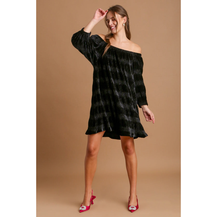 Umgee Off-Shoulder Balloon Sleeve Velvet Mini Dress Apparel and Accessories