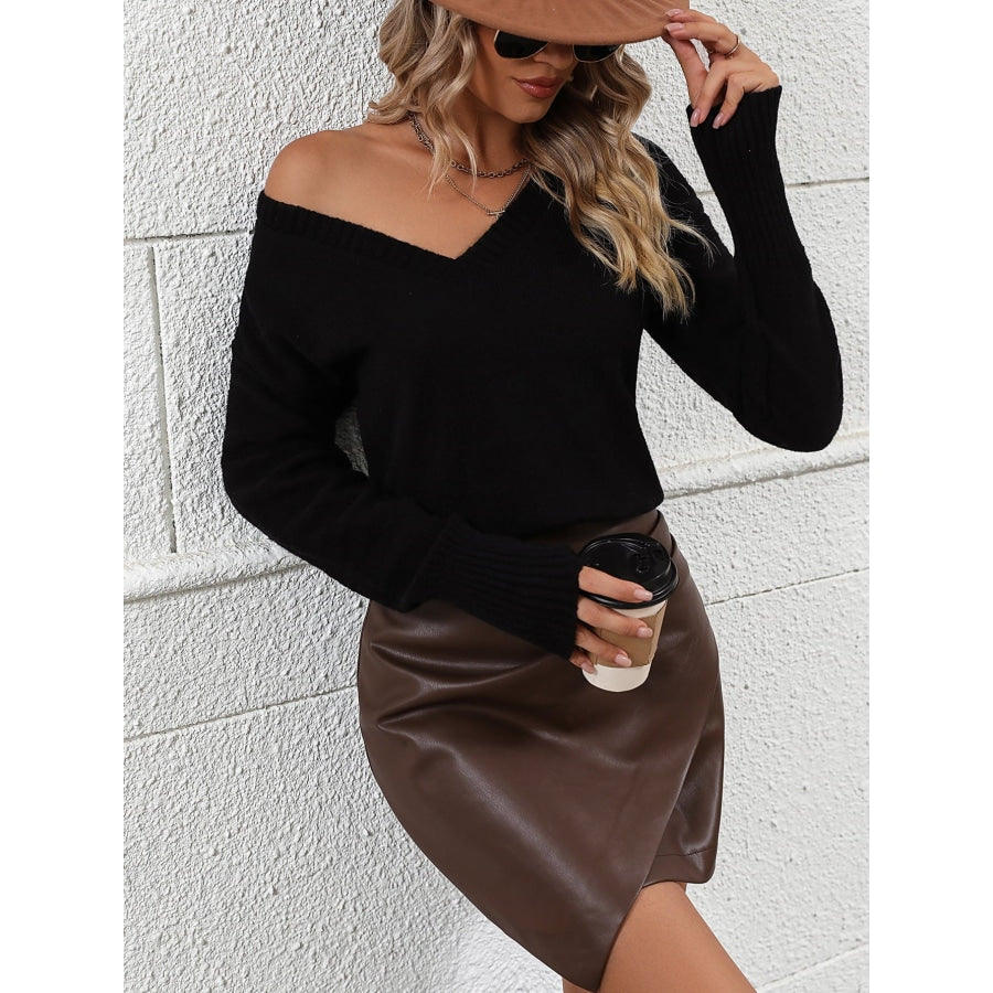 V-Neck Dropped Shoulder Long Sleeve Knit Top Black / S