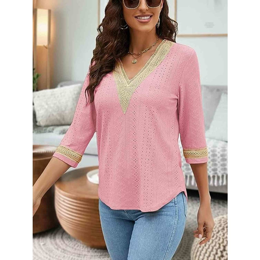 V-Neck Eyelet Blouse Blush Pink / S