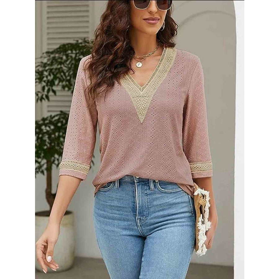 V-Neck Eyelet Blouse Light Mauve / S