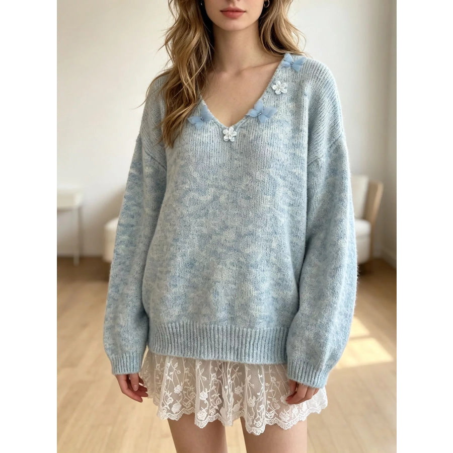 V-Neck Floral Applique Lace Hem Sweater Apparel and Accessories
