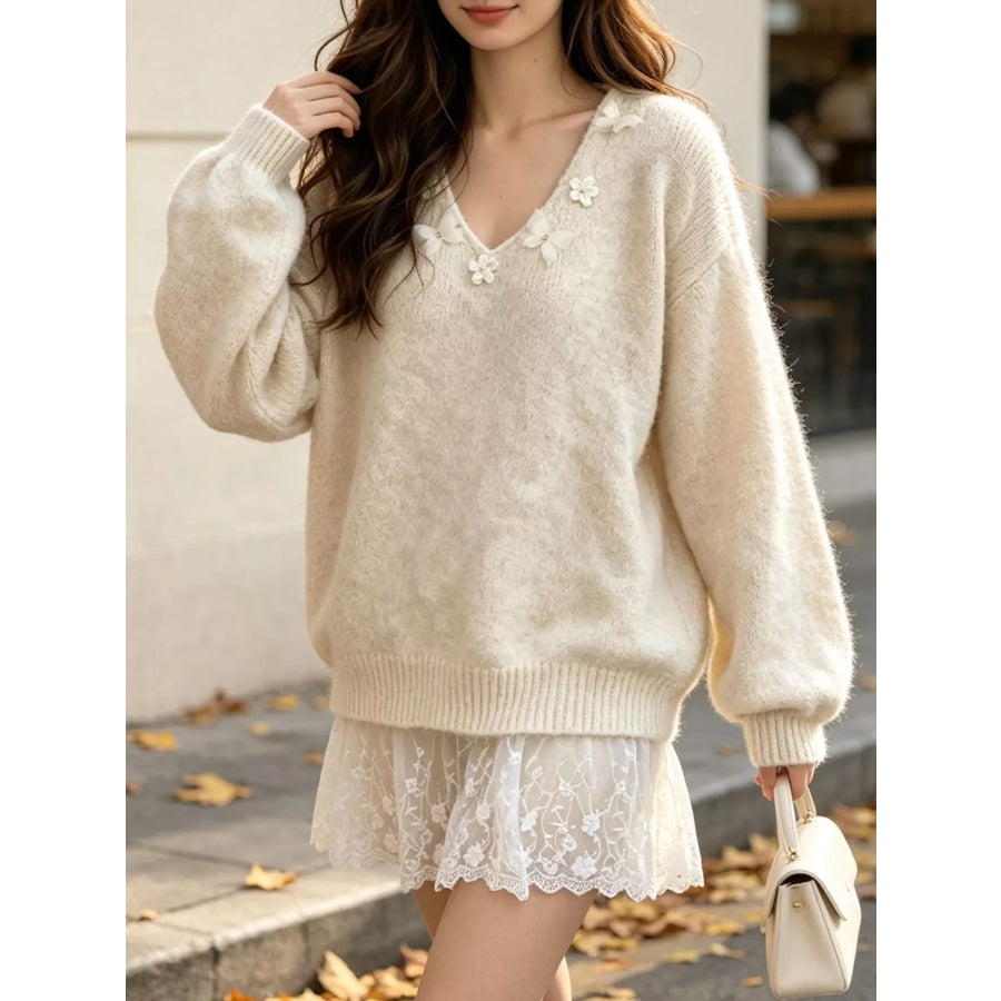 V-Neck Floral Applique Lace Hem Sweater Apparel and Accessories