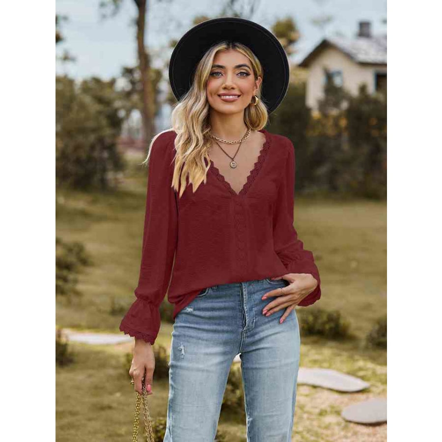 V-Neck Flounce Sleeve Blouse Wine / S