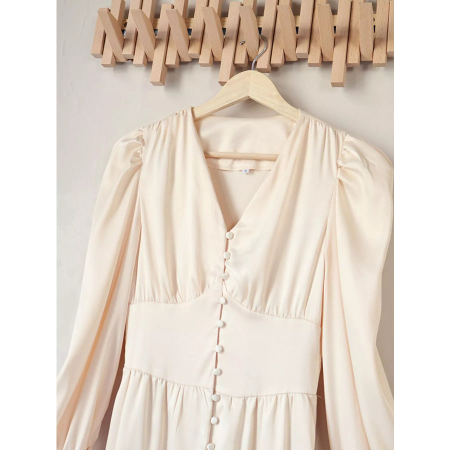 V-Neck Lantern Sleeve Midi Dress Apparel and Accessories