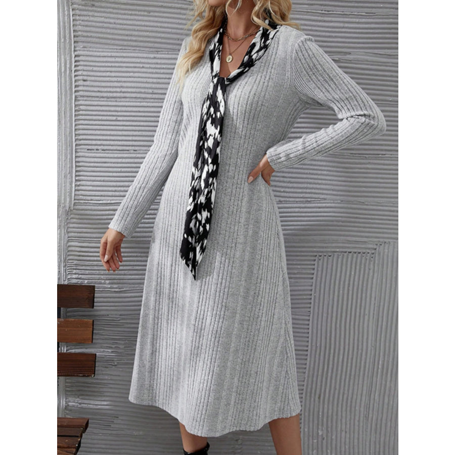 V-Neck Long Sleeve Midi Dress Apparel and Accessories