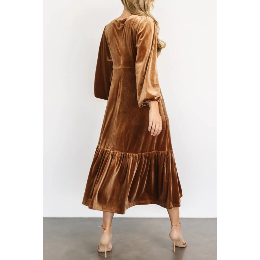 V-Neck Long Sleeve Midi Velvet Dress Camel / S Apparel and Accessories