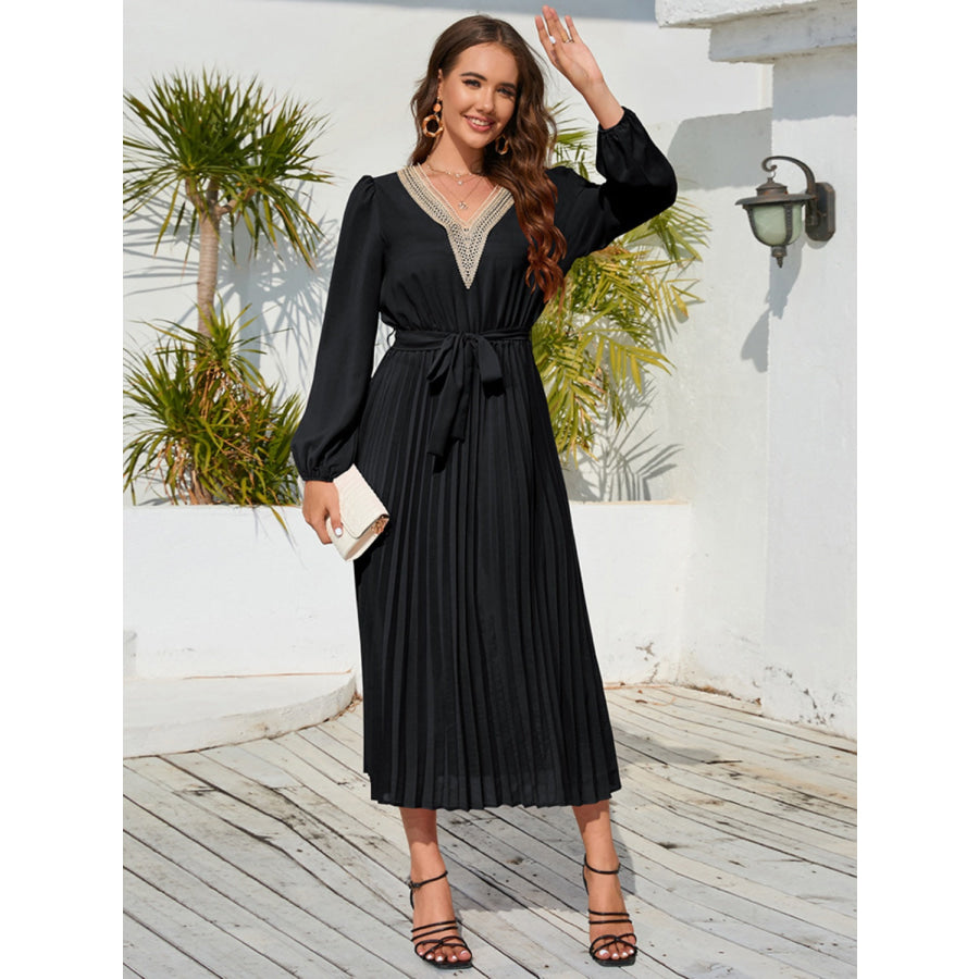 V-Neck Long Sleeve Pleated Dress Apparel and Accessories