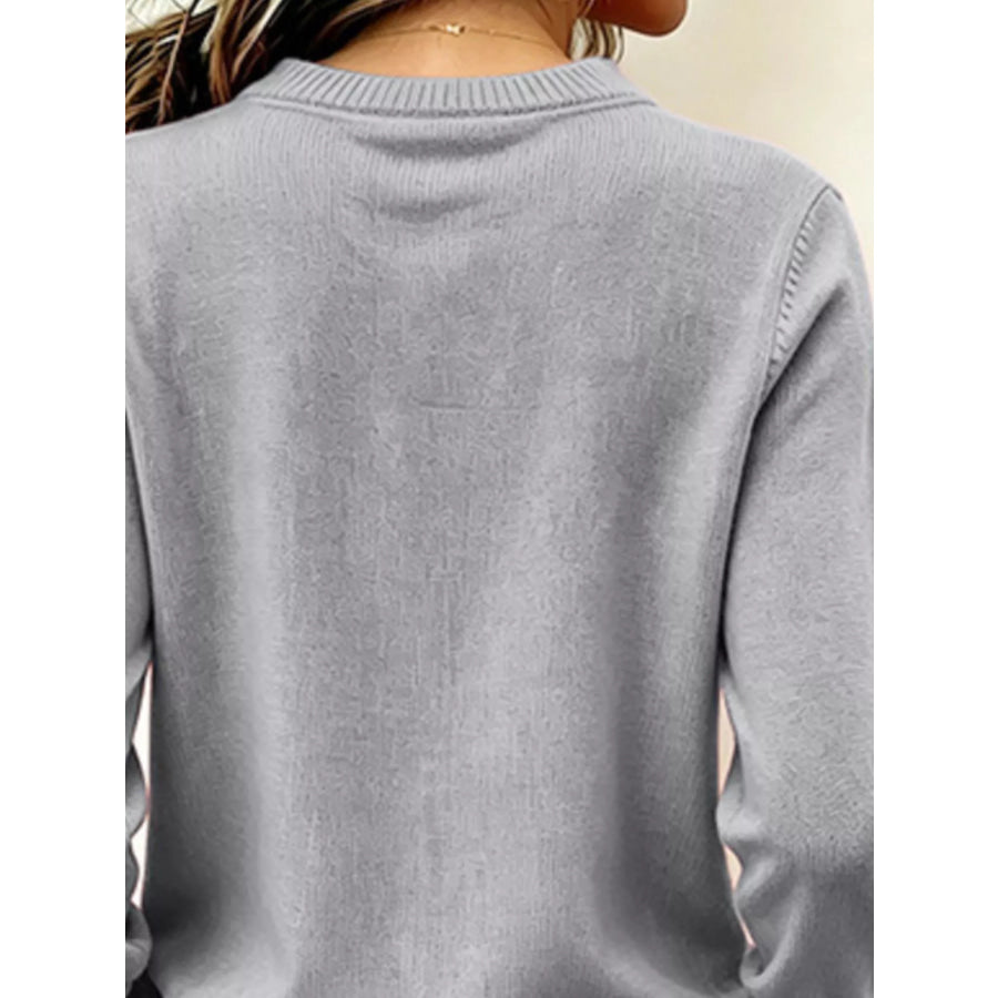 V-Neck Long Sleeve Sweater w Apparel and Accessories