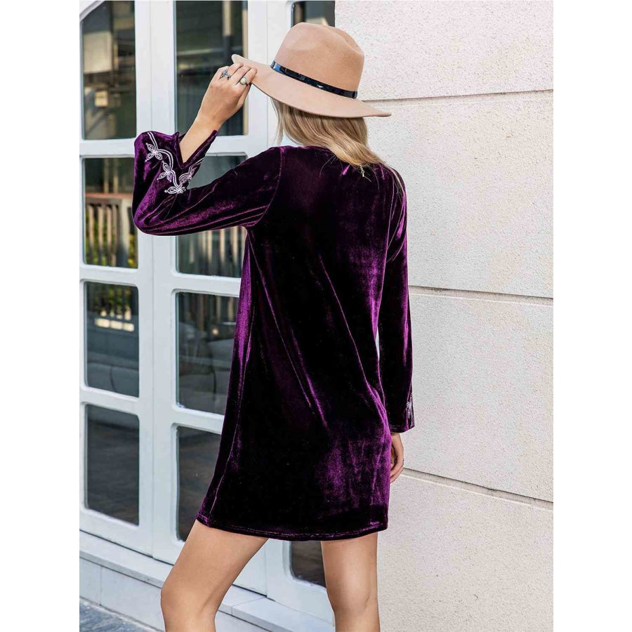 V-Neck Long Slit Sleeve Mini Dress