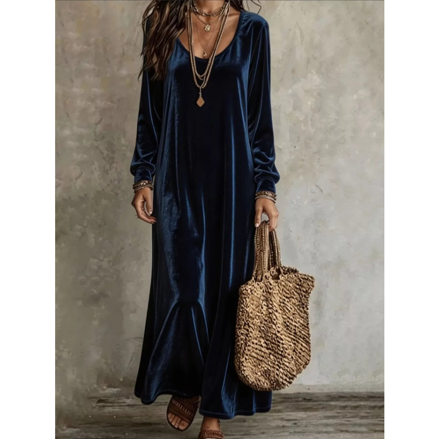 Velvet Long-Sleeve Maxi Dress Navy / S Apparel and Accessories