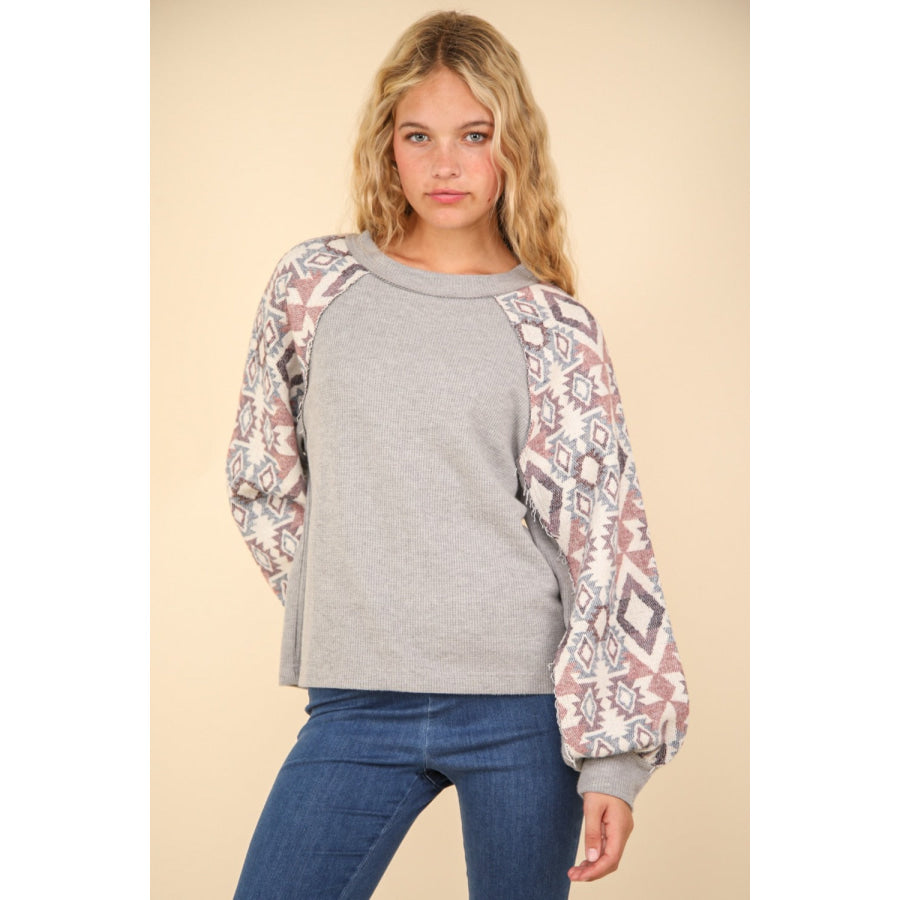 VERY J Printed Long Sleeve Round Neck Knit Top H Grey / S Apparel and Accessories