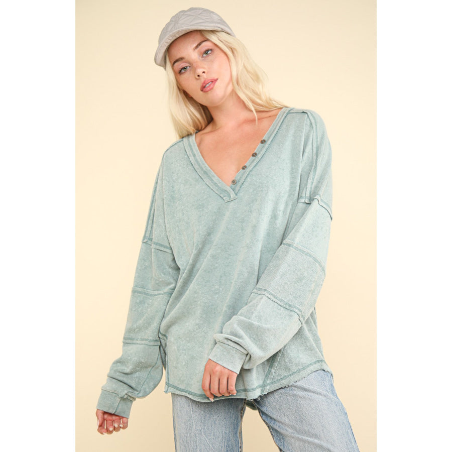 VERY J Washed V-Neck Exposed Seam Knit Top Sage / S Apparel and Accessories