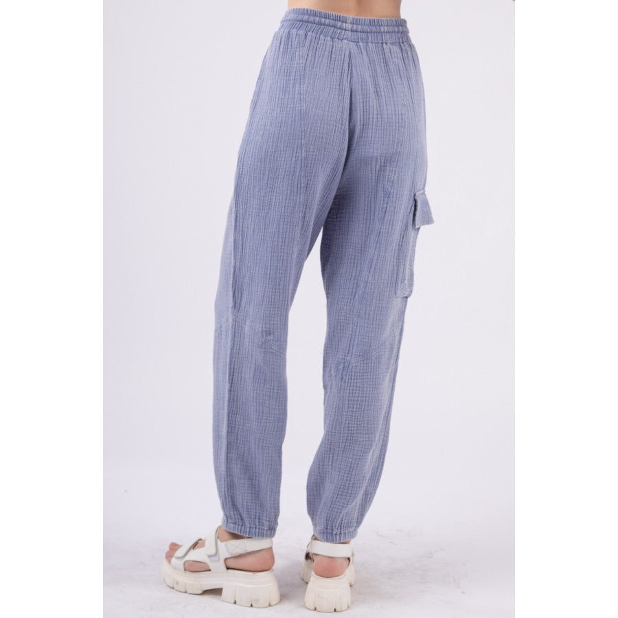 VERY J Washed Woven Crinkle Gauze Drawstring Cargo Pants Denim / S Apparel and Accessories