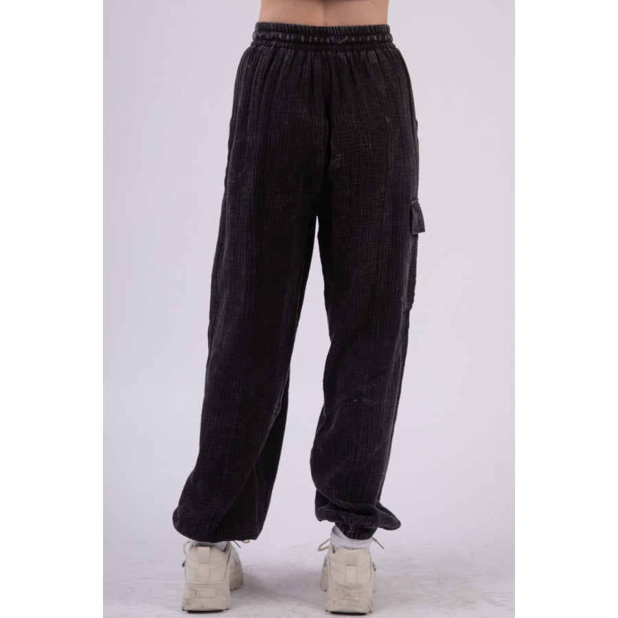 VERY J Washed Woven Crinkle Gauze Drawstring Pants Black / S Apparel and Accessories