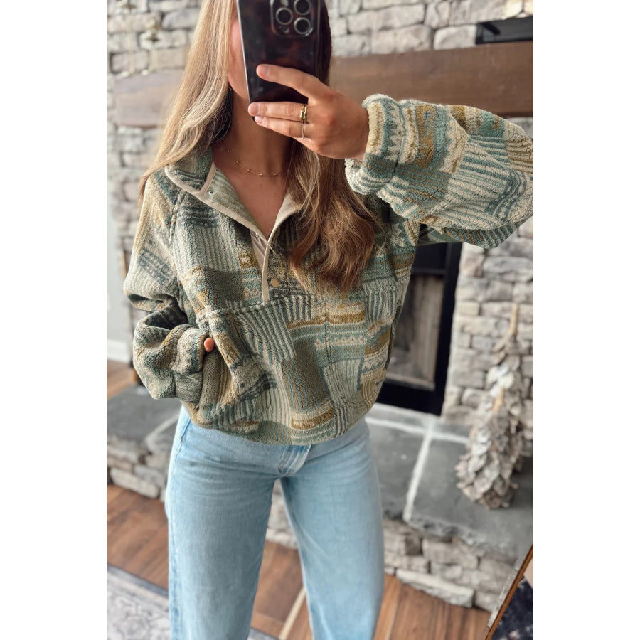 Western Print Fleece Long Sleeve Casual Fit Sweatshirt Apparel and Accessories