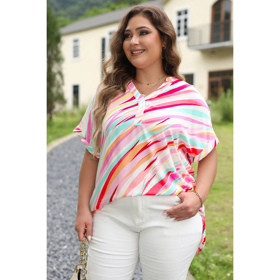 White Abstract Print Short Sleeve Notched Neck Plus Size Top Plus Size/Plus Size Tops/Plus Size Blouses &amp; Shirts