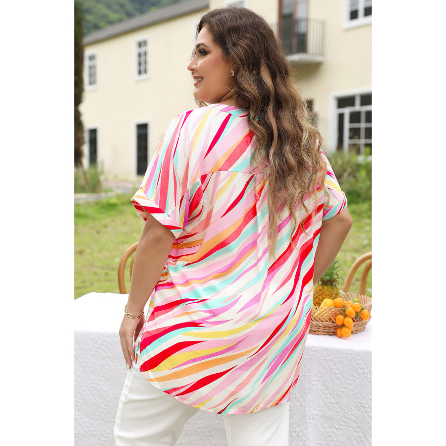 White Abstract Print Short Sleeve Notched Neck Plus Size Top Plus Size/Plus Size Tops/Plus Size Blouses &amp; Shirts