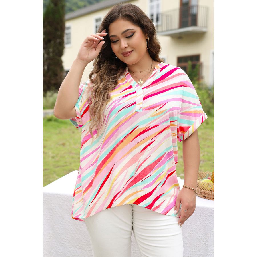 White Abstract Print Short Sleeve Notched Neck Plus Size Top Plus Size/Plus Size Tops/Plus Size Blouses &amp; Shirts