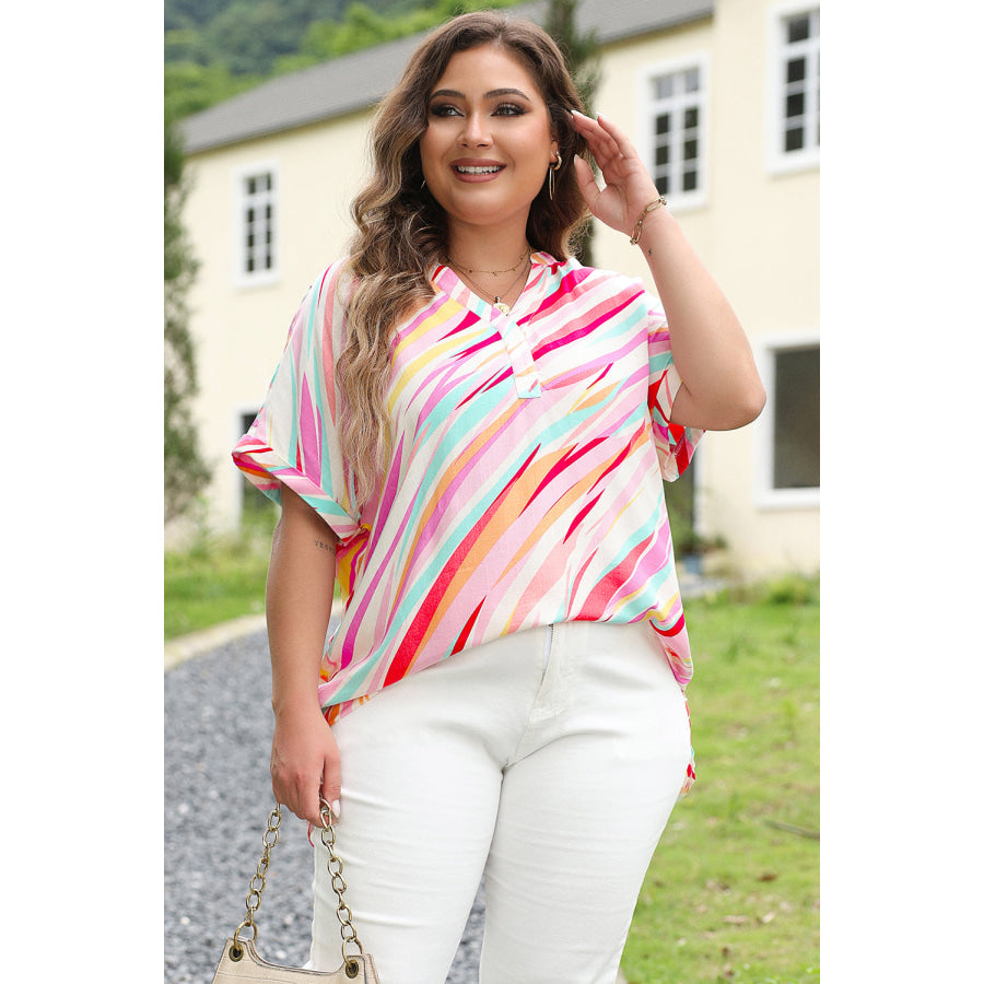 White Abstract Print Short Sleeve Notched Neck Plus Size Top Plus Size/Plus Size Tops/Plus Size Blouses &amp; Shirts