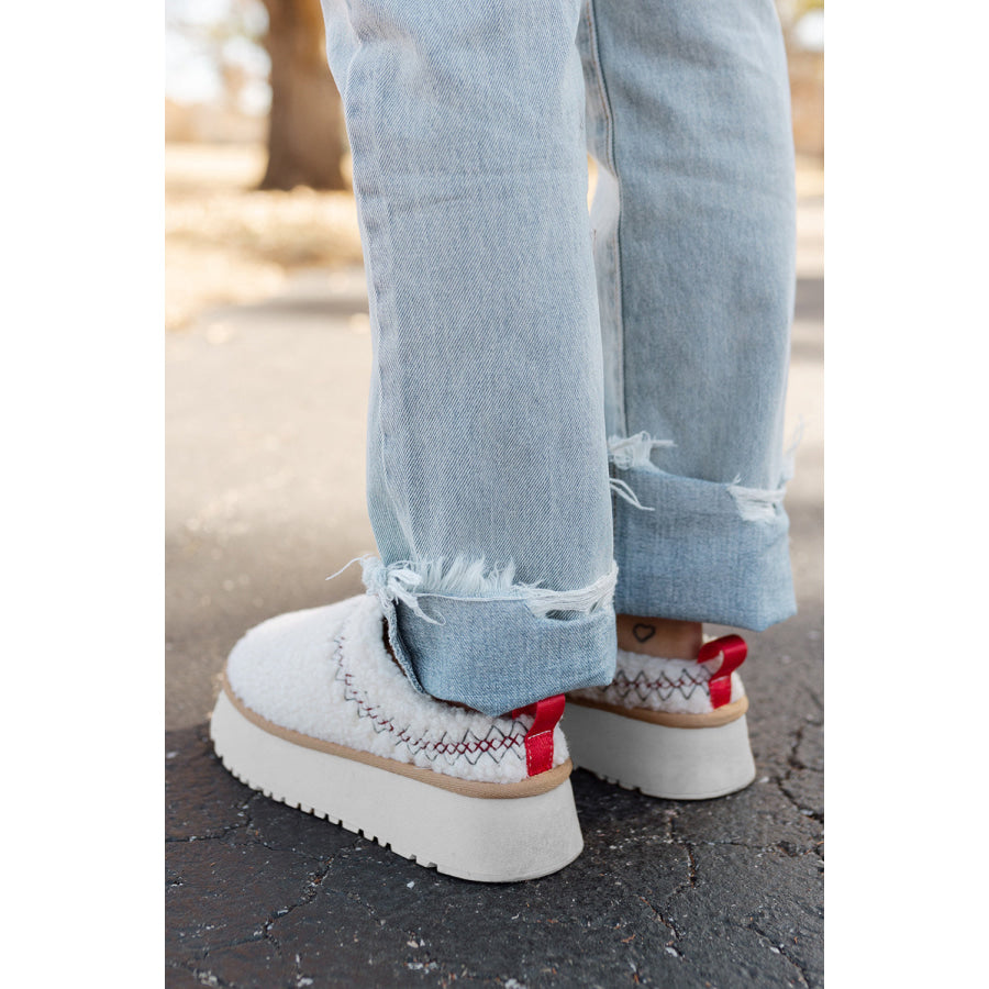 White Embroidered Sherpa Plush Thick Sole Winter Slippers Shoes & Bags/Slippers