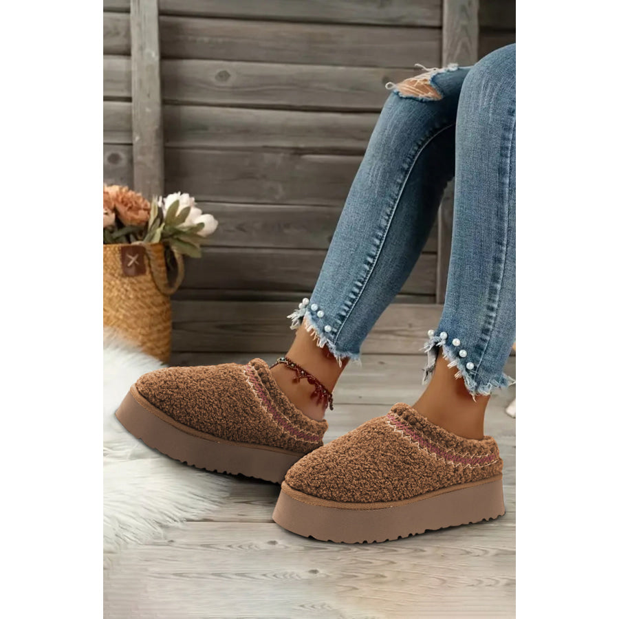 White Embroidered Sherpa Plush Thick Sole Winter Slippers Shoes &amp; Bags/Slippers