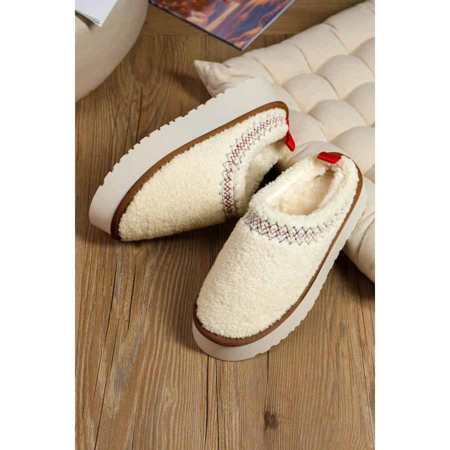 White Embroidered Sherpa Plush Thick Sole Winter Slippers Shoes &amp; Bags/Slippers