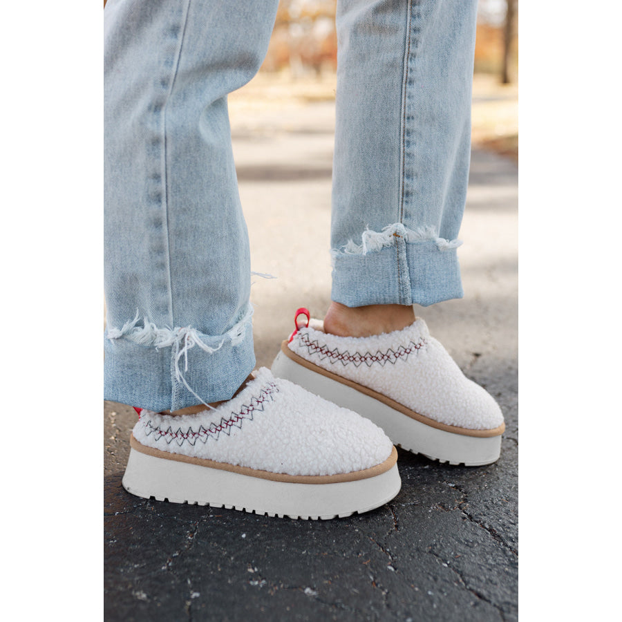 White Embroidered Sherpa Plush Thick Sole Winter Slippers Shoes & Bags/Slippers